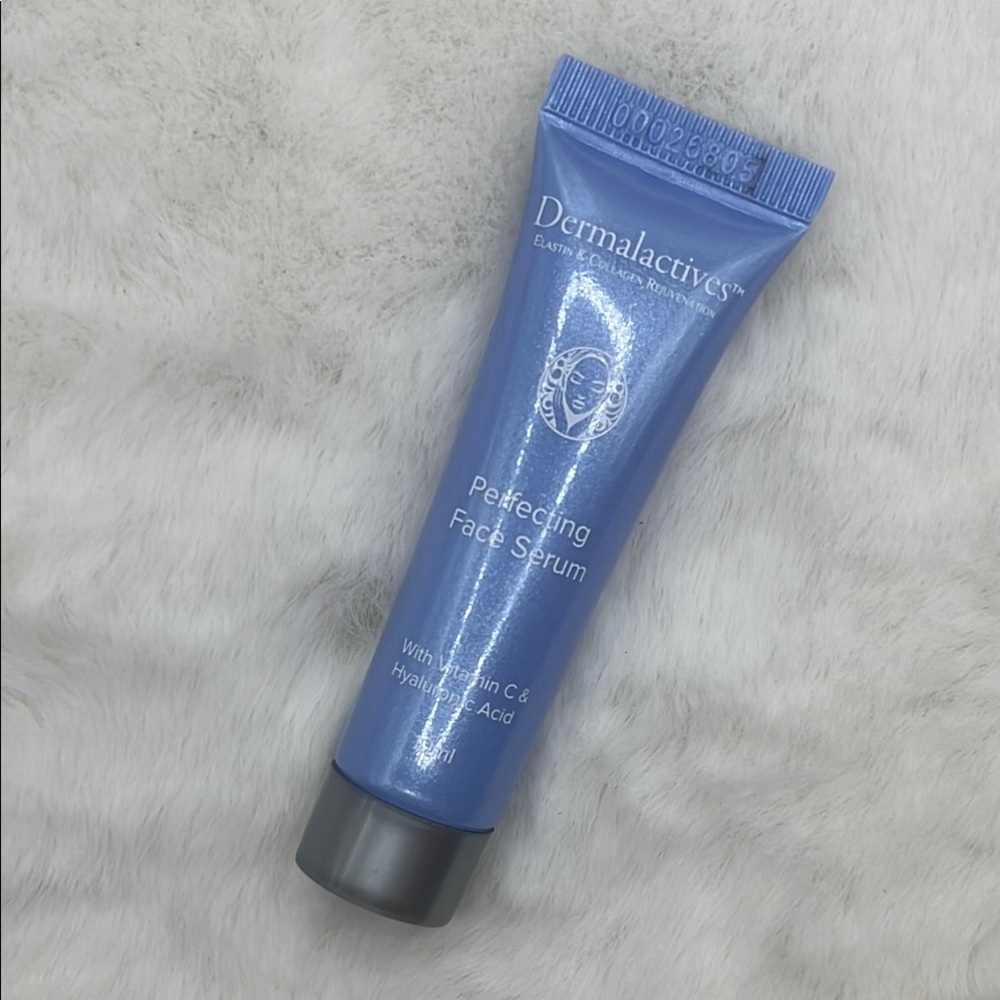 Dermalactives Perfecting Face Serum with Vitamin C & Hyaluronic Acid